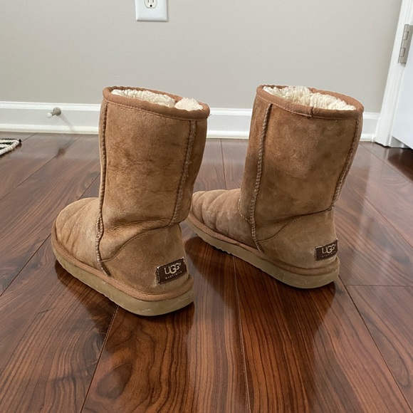 UGG Classic Short II Boot Chestnut - Picture 2 of 8